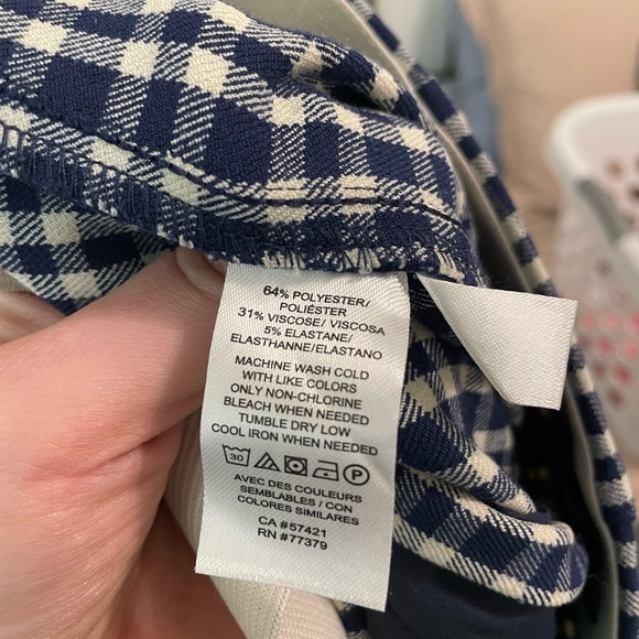 Like New Ann Taylor Plaid Audrey Bi-Stretch Pants - Picture 5 of 6